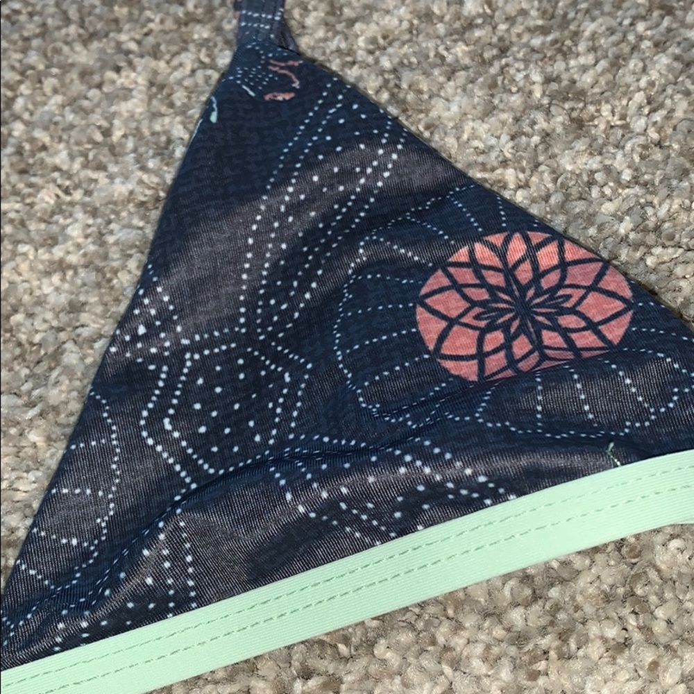 Bikini Top - Picture 2 of 4